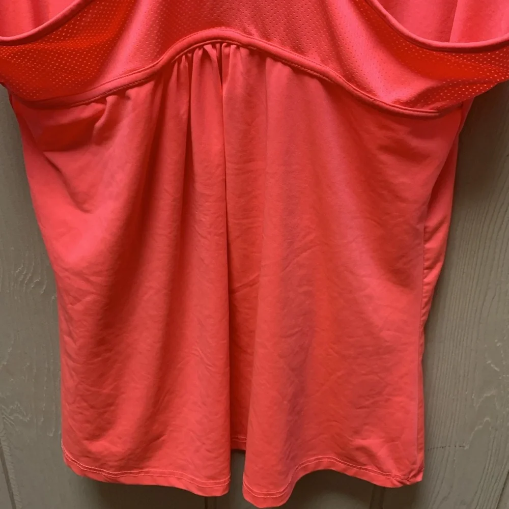 Balance Collection Top - Picture 11 of 12